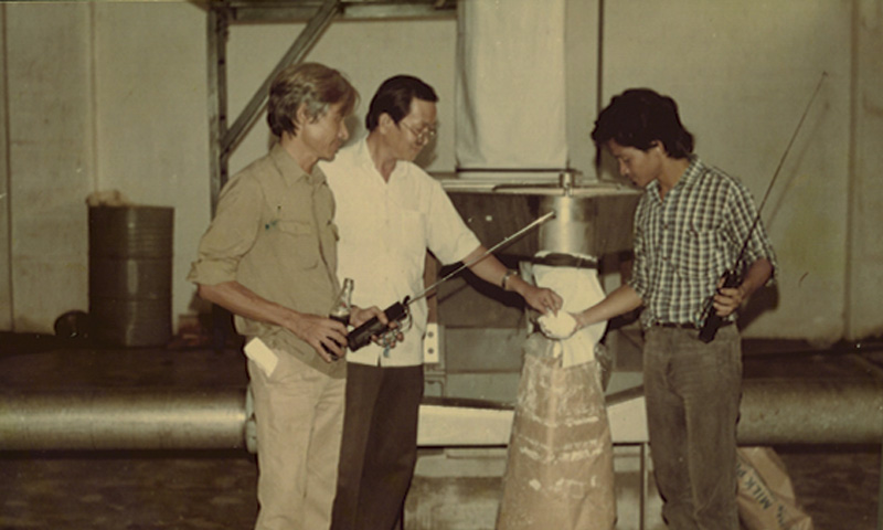 Vinamilk 1986-1996 - Tự chủ để tồn tại